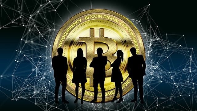 Top 10 Evergreen Cryptocurrencies to Buy and Hold in 2025
